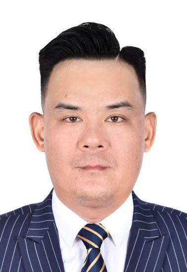 副總經(jīng)理&營銷中心總監(jiān)：吳神飛